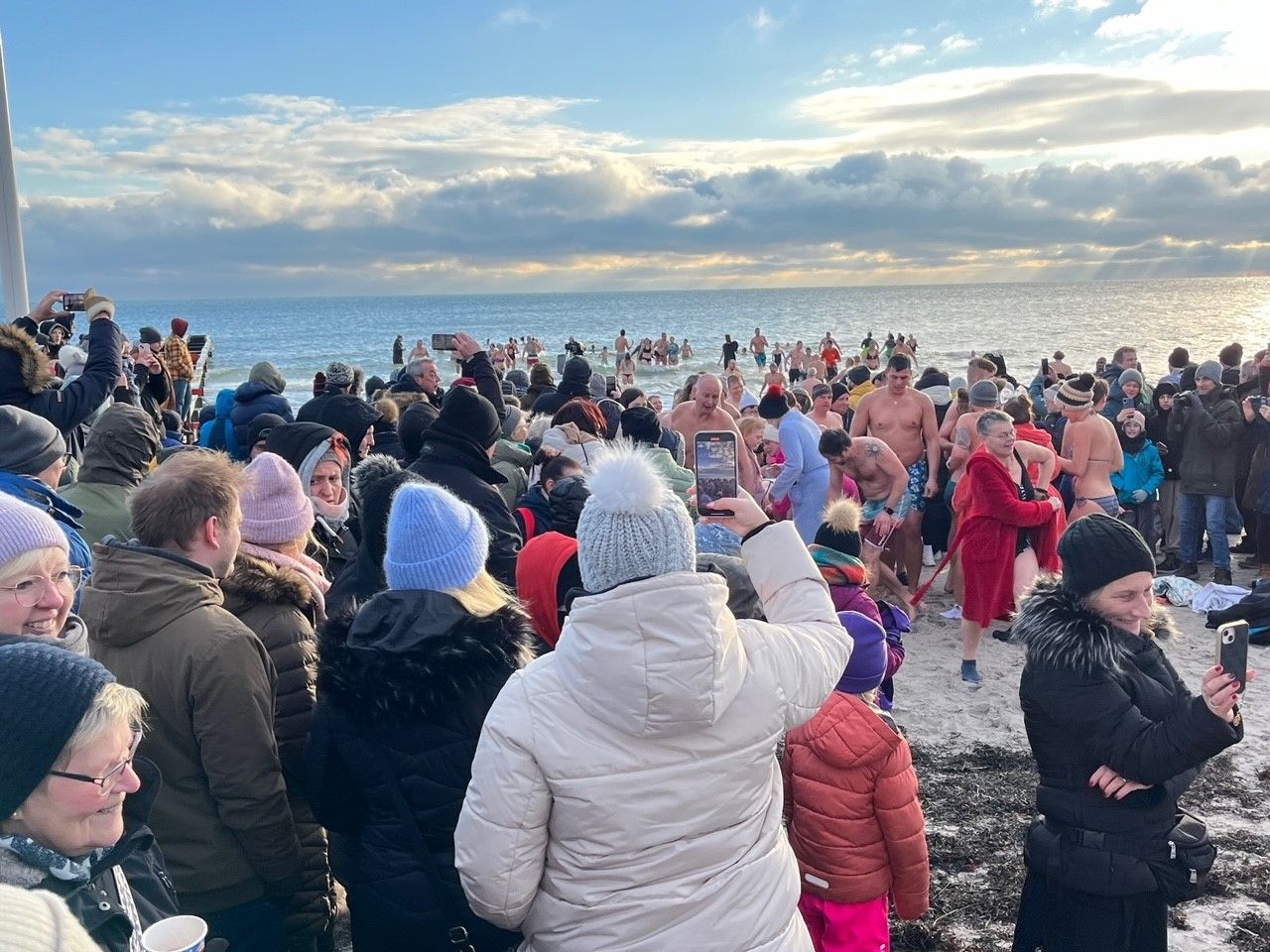 Anbaden am Südstrand in Burgtiefe 